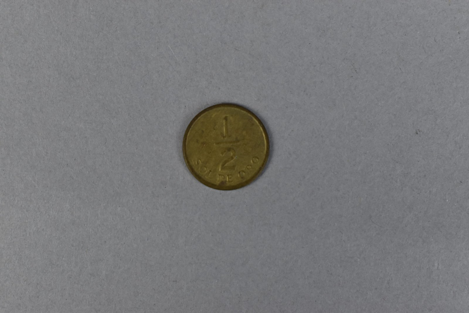 Medio Sol de Oro (MLS-NU-2635)