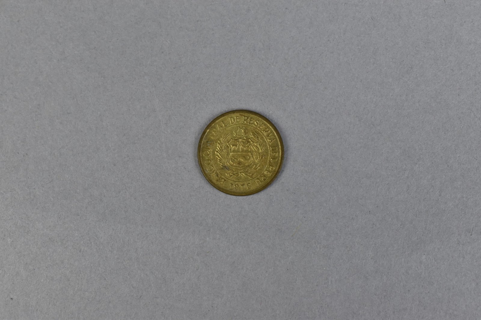 Medio Sol de Oro (MLS-NU-2641)