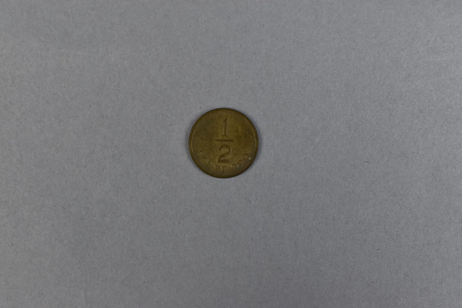 Medio Sol de Oro (MLS-NU-2642)