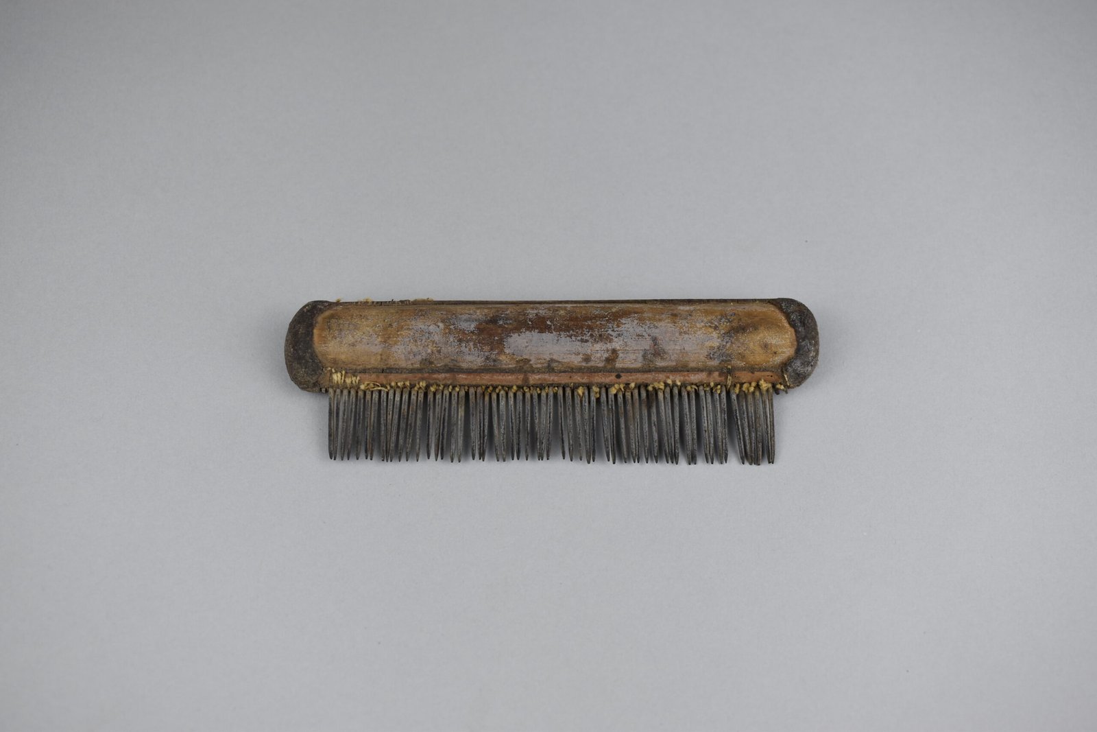 Peine de madera (MLS-MD-0028)